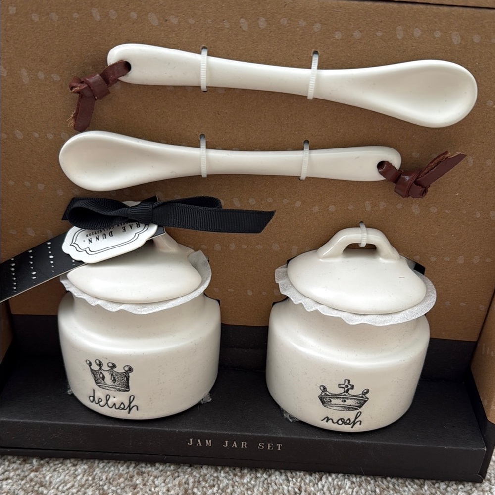 Rae Dunn jam jar set